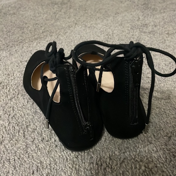 Stevie’s lace up flats size 4 - Picture 2 of 5